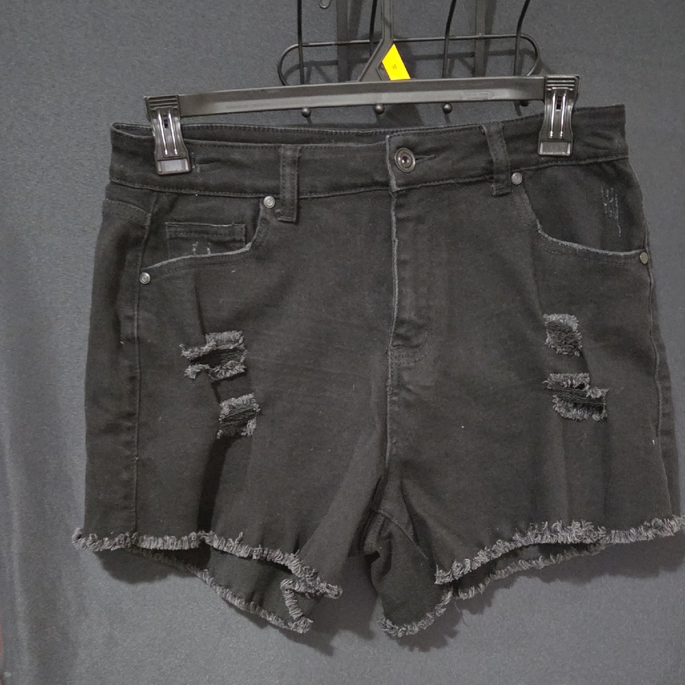 Edgy Black Frayed Hem Jean Shorts*ONLY BUNDLED*